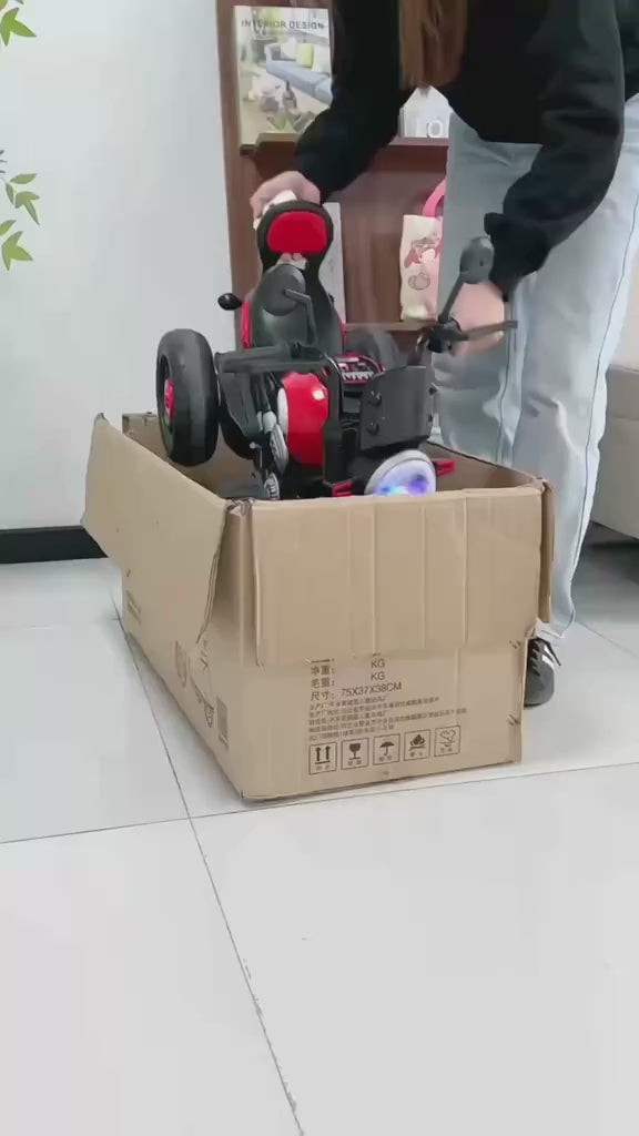 6V Kids Ride-On Electric Motorcycle with LED Lights, Music and Bubble Feature